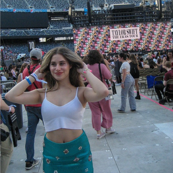 Meet your Posher, Roni - Picture 2 of 4